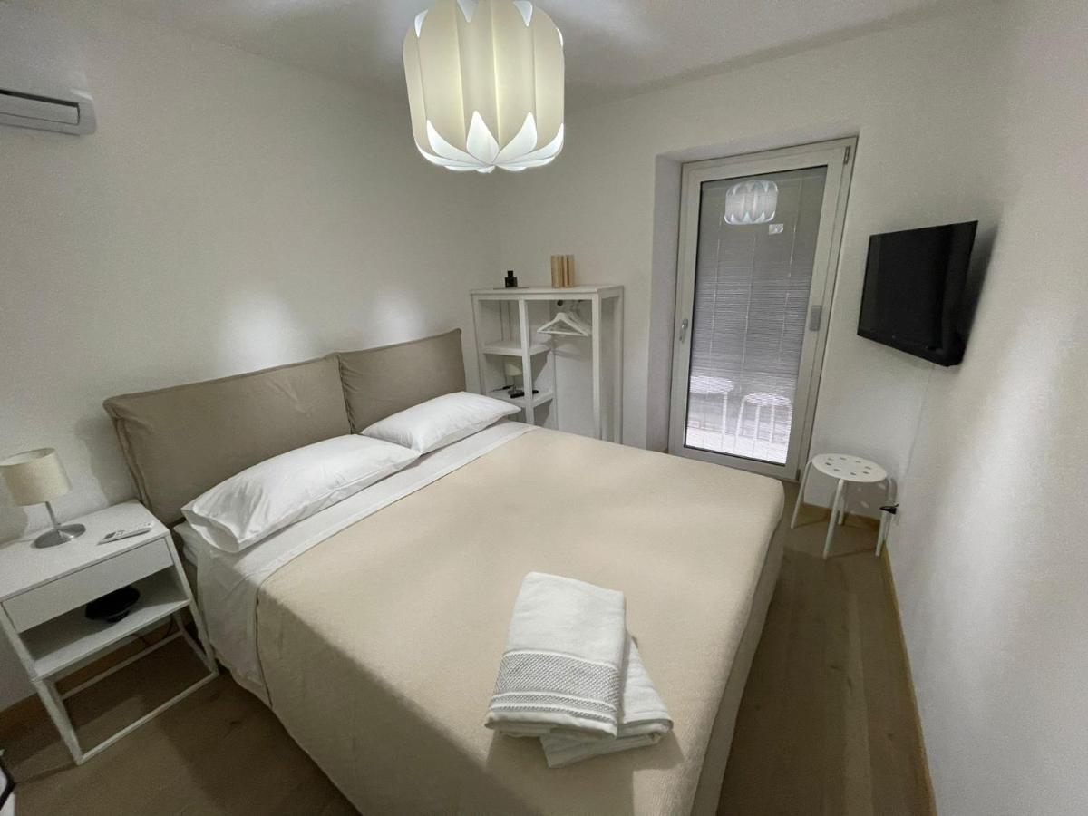 チェファル Ale E Franz Bed & Breakfast エクステリア 写真